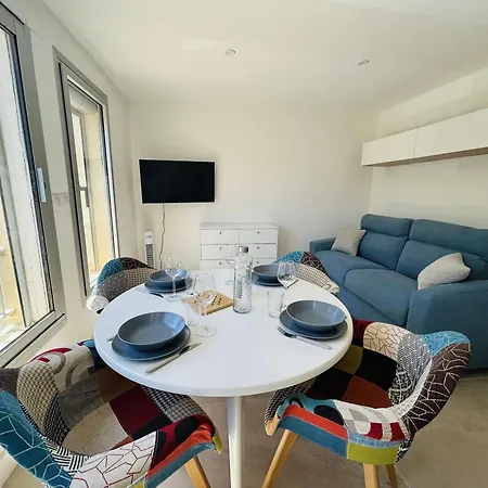 Rénové Cap D'agde, Quartier Du Môle, 4 Personnes - Fr-1-249-454 *